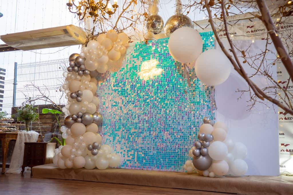 decoración con shimmer walls para boda